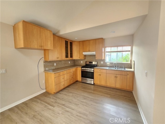 Building Photo - 7856 St Clair Ave