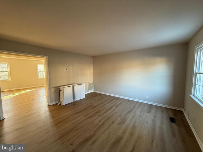 Foto del edificio - 534 Olde Greenwich Cir