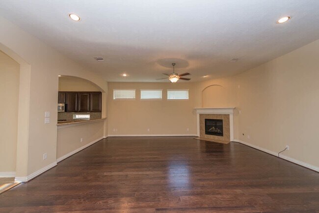 Foto del edificio - 30810 Academy Trace Dr