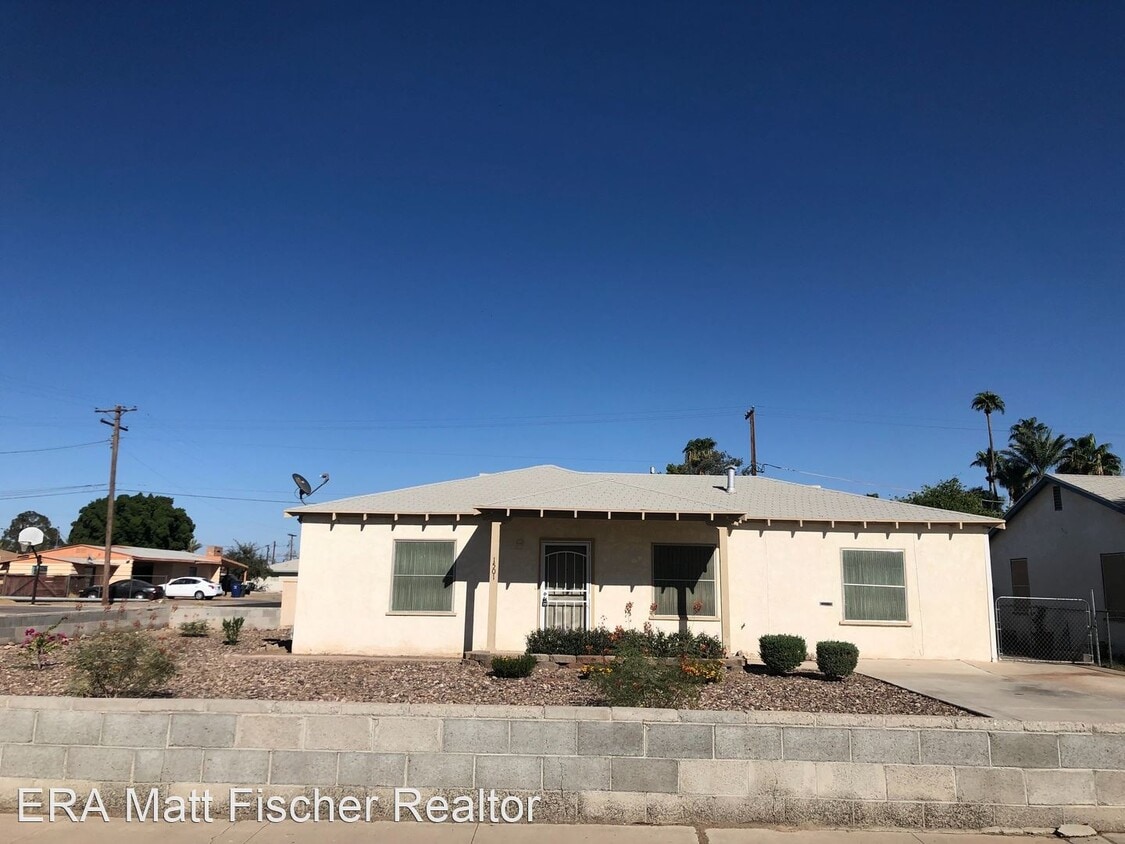 2 br, 1 bath House 1501 9th Ave House Rental in Yuma, AZ