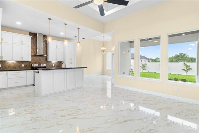Foto del edificio - 1708 Villa Centenario Dr