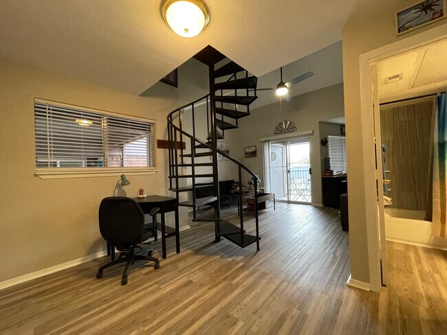 Study to balcony - 1840 Burton Dr