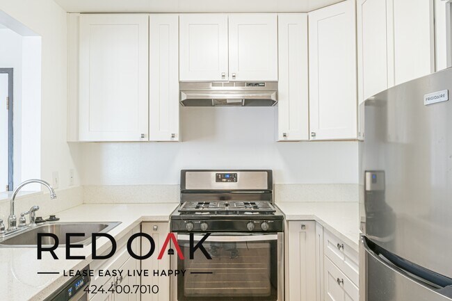 Foto del edificio - 5541 Fulcher Ave