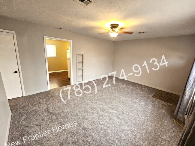 Foto del edificio - 1333 Ponca Ave