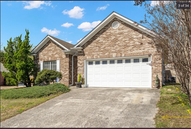 Foto del edificio - 3143 Enclave Ln