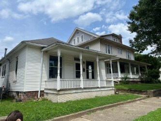 Foto del edificio - 17 Republic Ave