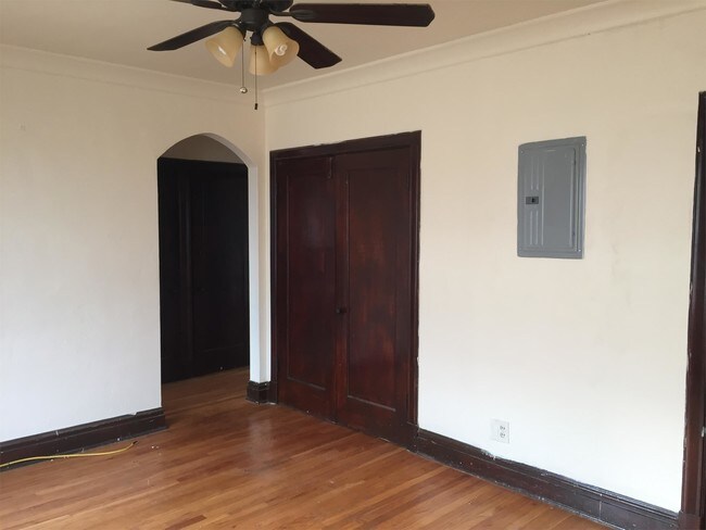 Building Photo - 3747 Dunnica Ave