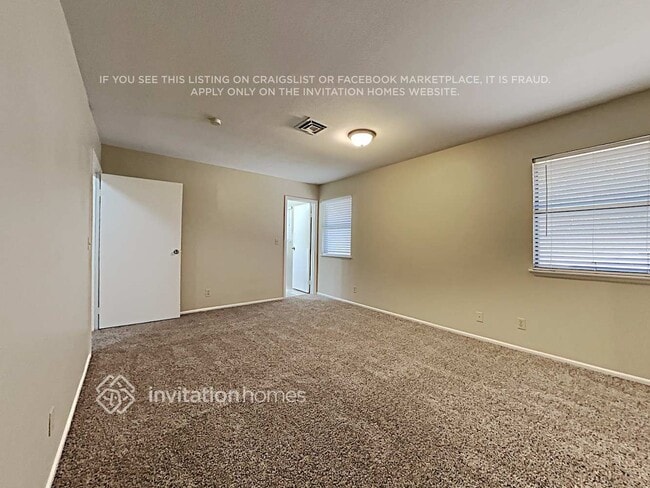 Building Photo - 2250 Horse Creek Cir