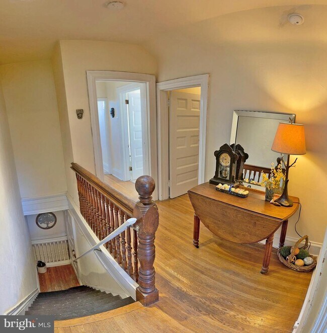 Foto del edificio - 8306 Crittenden St