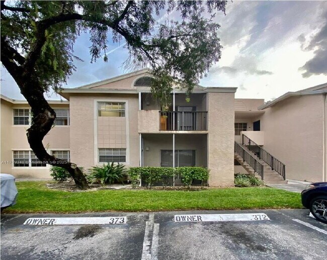 Photo - 640 Cypress Club Way Apartment