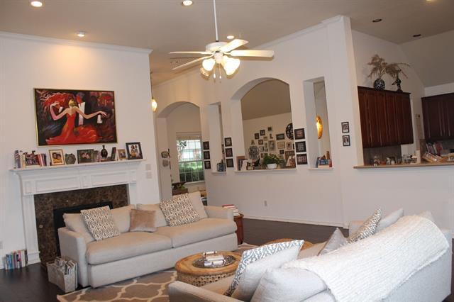 Foto del edificio - 2521 Frosted Green Ln