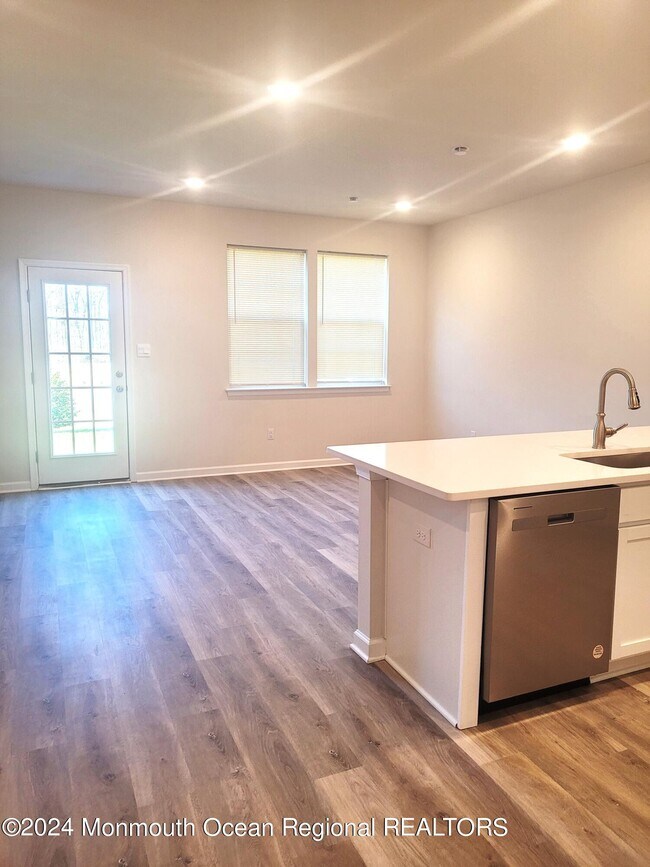 73 Nelsons Wy, Westampton, NJ 08060 Condo for Rent in Westampton, NJ