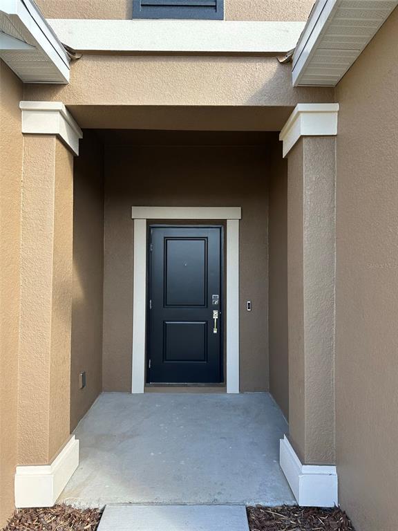 Building Photo - 680 Daring Dr