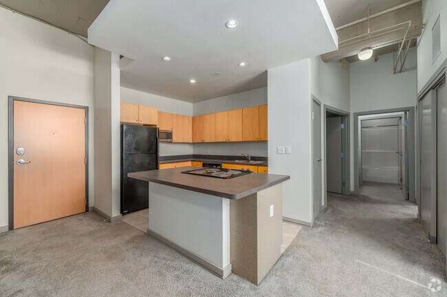 2 habitaciones, 1 baño - 1096 pies cuadrados - Cocina - The Lofts
