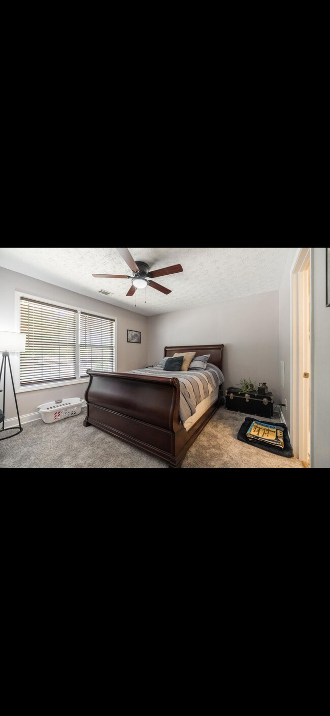 Foto del edificio - 105 Westchester Dr