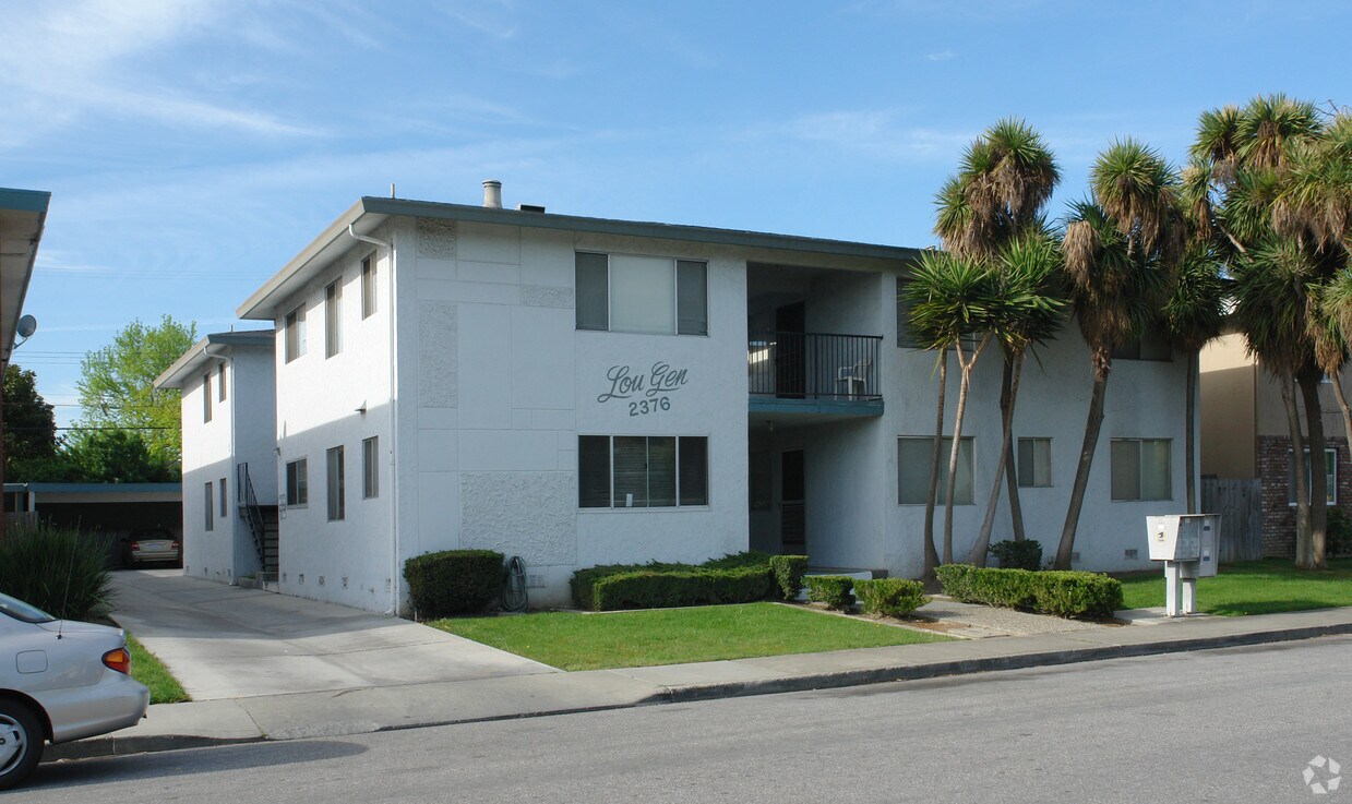 Primary Photo - 2376 Sutter Ave