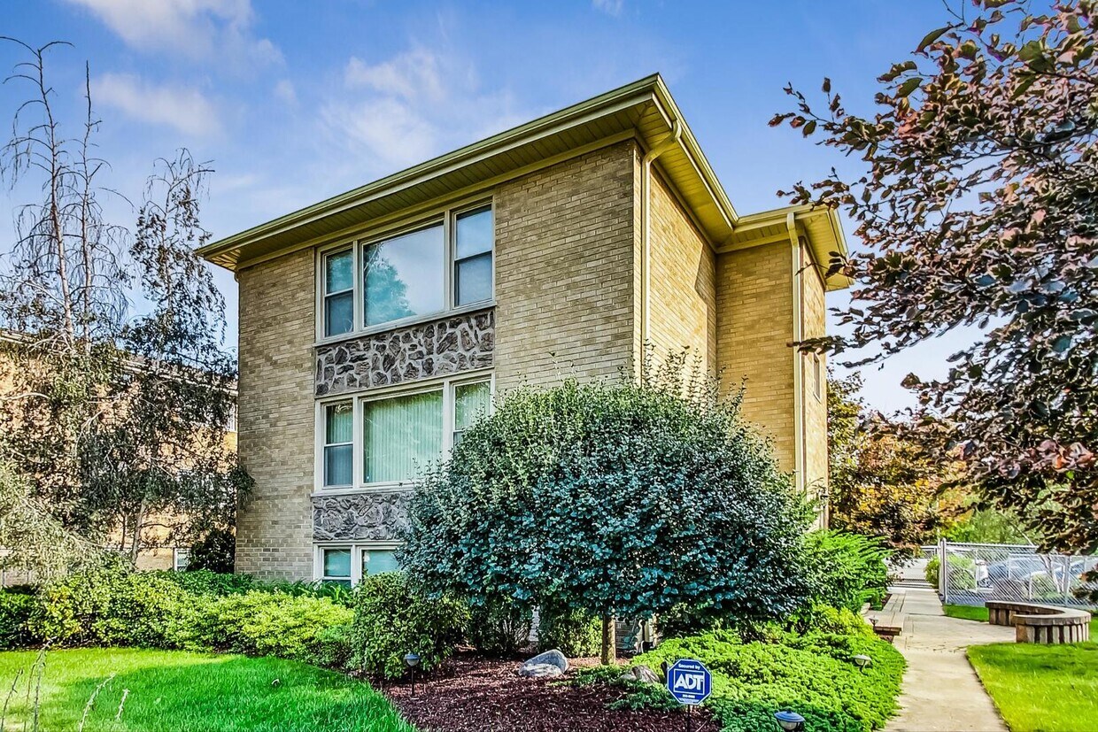 16W781 56th St, Clarendon Hills, IL 60514 House Rental in Clarendon Hills, IL