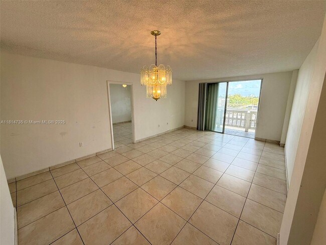 Building Photo - 15600 NW 7th Ave