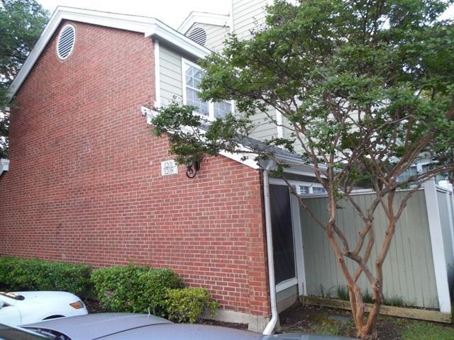 Foto del edificio - 6220 Bentwood Trail