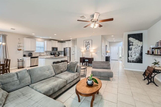 Building Photo - 1205 Falconer Wy