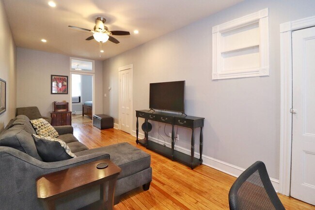 Foto del edificio - 372 7th St