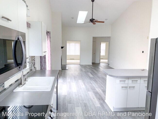 Building Photo - 3 br, 3 bath House - 7 Alvord Place - Unit 7