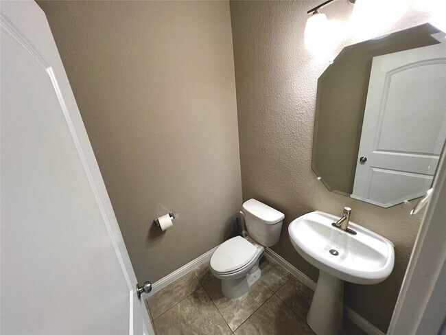 Building Photo - 3800 Kennedy Grace Ln
