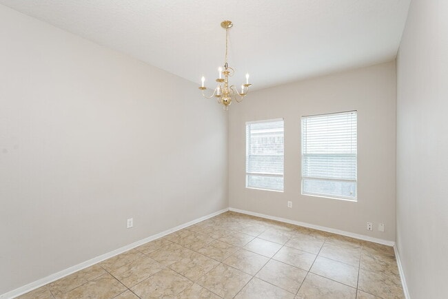 Foto del edificio - 18423 Knob Hill Lake Ln