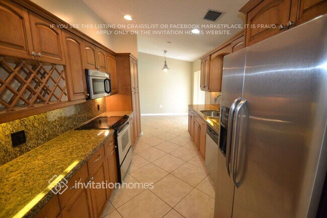 Foto del edificio - 9701 NW 14th St