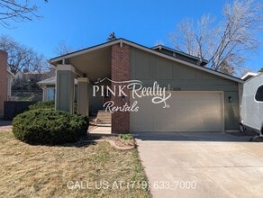 Building Photo - 3230 Breckenridge Dr W