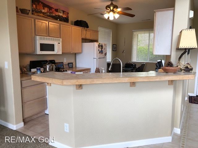 Building Photo - 4 br, 2.5 bath House - 2341 Crestone Drive