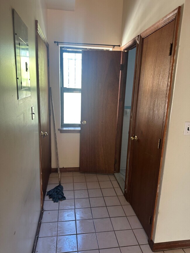 Foto del edificio - 3517 Lancaster Ave