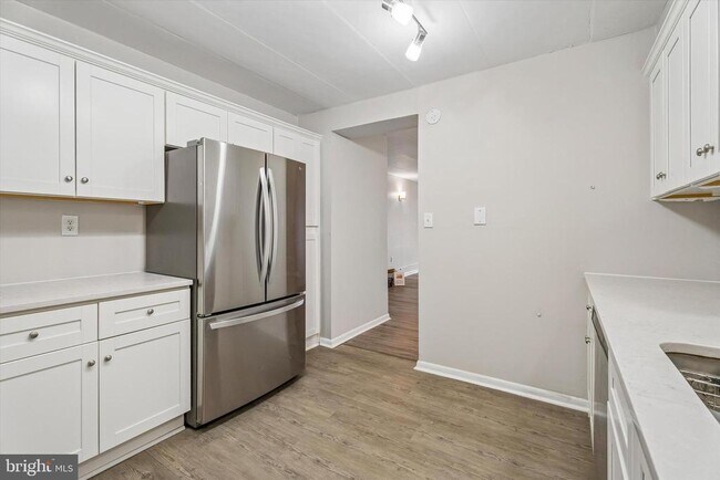 Foto del edificio - 400 Glendale Rd