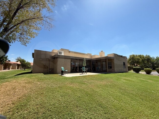 Building Photo - 1021 S Greenfield Rd