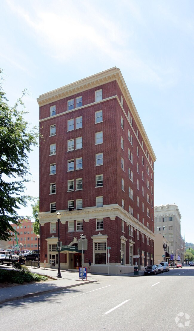 Roosevelt Plaza Apartments Rentals Portland, OR