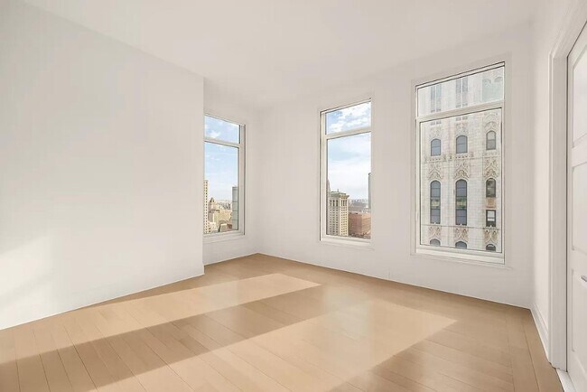 Building Photo - 30 Park Pl