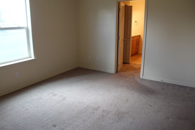 Foto del edificio - 304 N Willow St