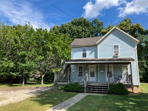 Building Photo - 430 E Clinton St