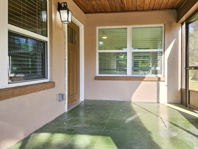 Foto del edificio - Beautiful 4/2 in Gainesville's Beldevere Area