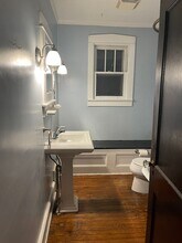 Building Photo - 204 Park Ave