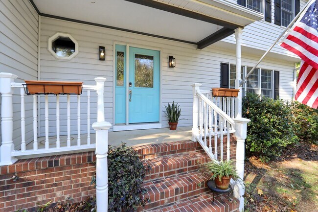 Building Photo - 103 Jonquil Ct