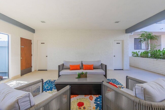 Building Photo - Riviera Vista Apartments