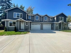 Building Photo - 2747 Callahan Dr