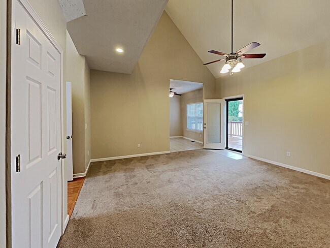 Building Photo - 3443 Wellington Place