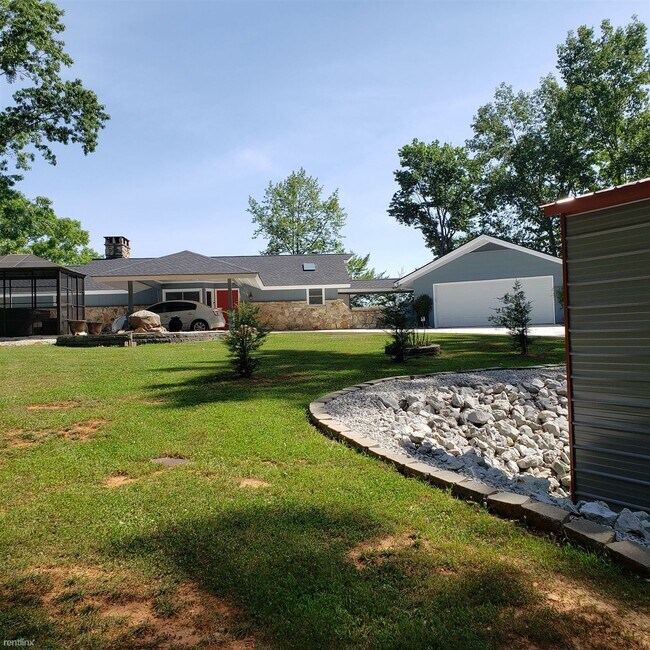Building Photo - 3 br, 3.5 bath House - 416 De Armond Rd