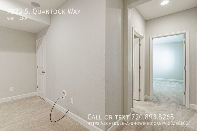 Foto del edificio - Luxurious 5-Bedroom Home with Loft, Firepl...