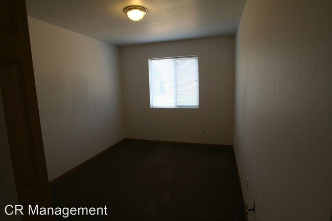 Building Photo - 803 Mantle Dr