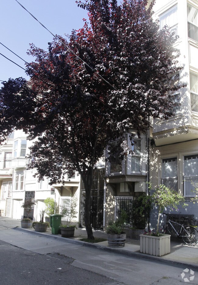 Foto del edificio - 54-56B Woodward St