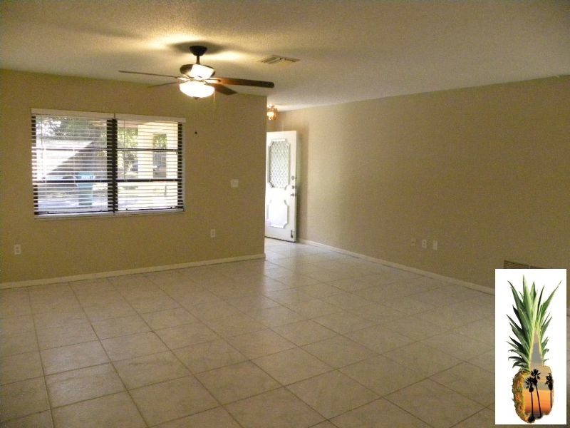 Building Photo - 7465 Teaberry St