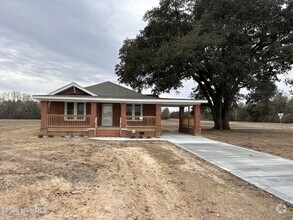 Building Photo - 1849 Rennert Rd